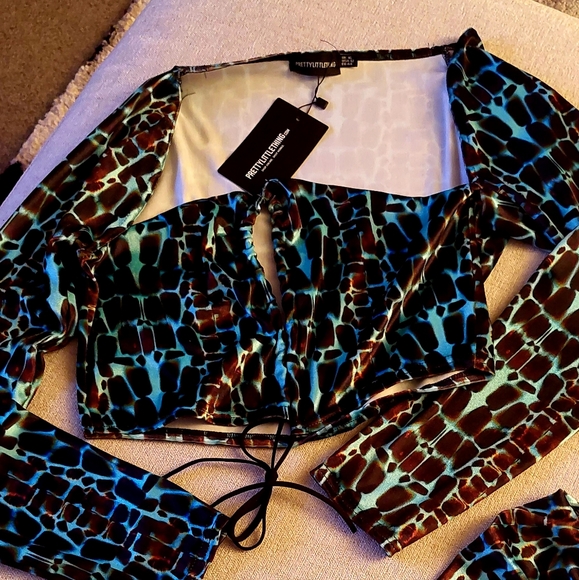 Leapord print soft 2 piece set - Picture 4 of 4